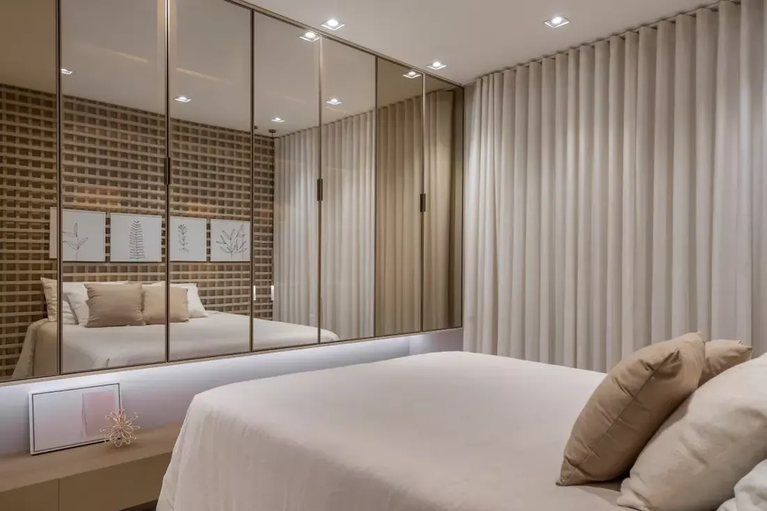 Dormitório planejado Italínea exposto no showroom